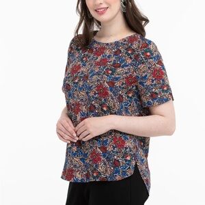 Woman’s Ricki’s blouse